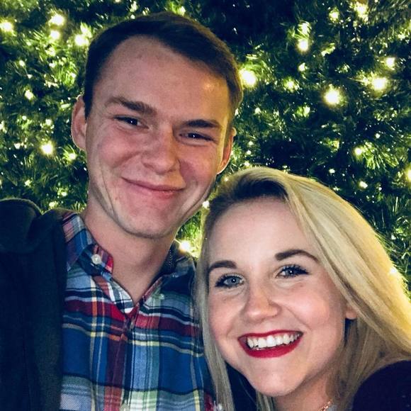 Meet your Posher, Ashton - Picture 1 of 1